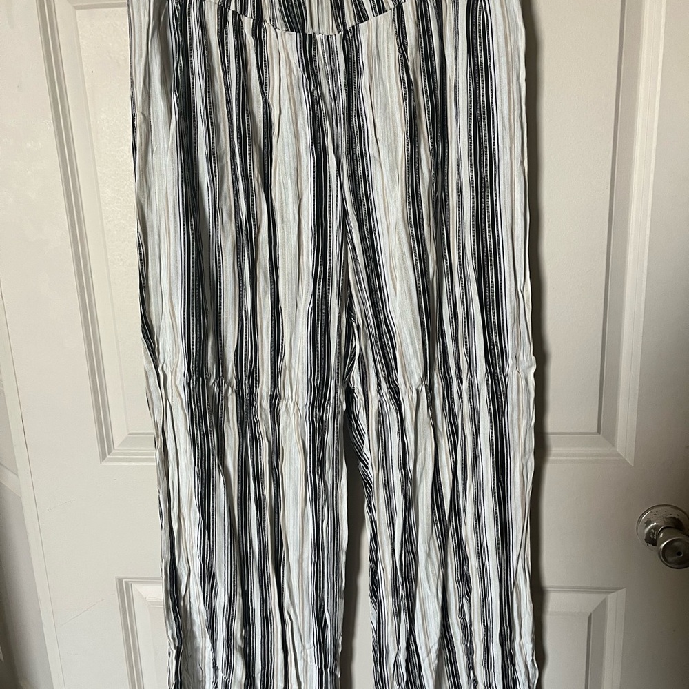 NY Collection Black, White and Tan Striped Flowy Pants with Built-In Shorts